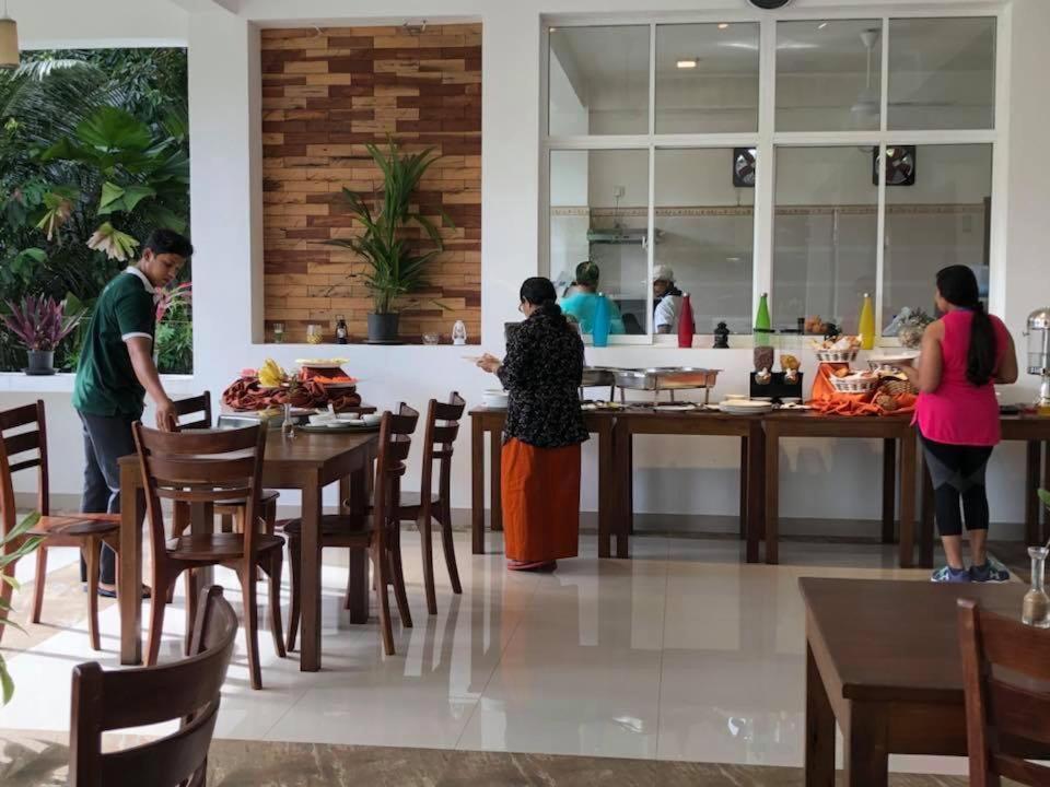 Kandy Rivers Edge Nature Resort Ngoại thất bức ảnh