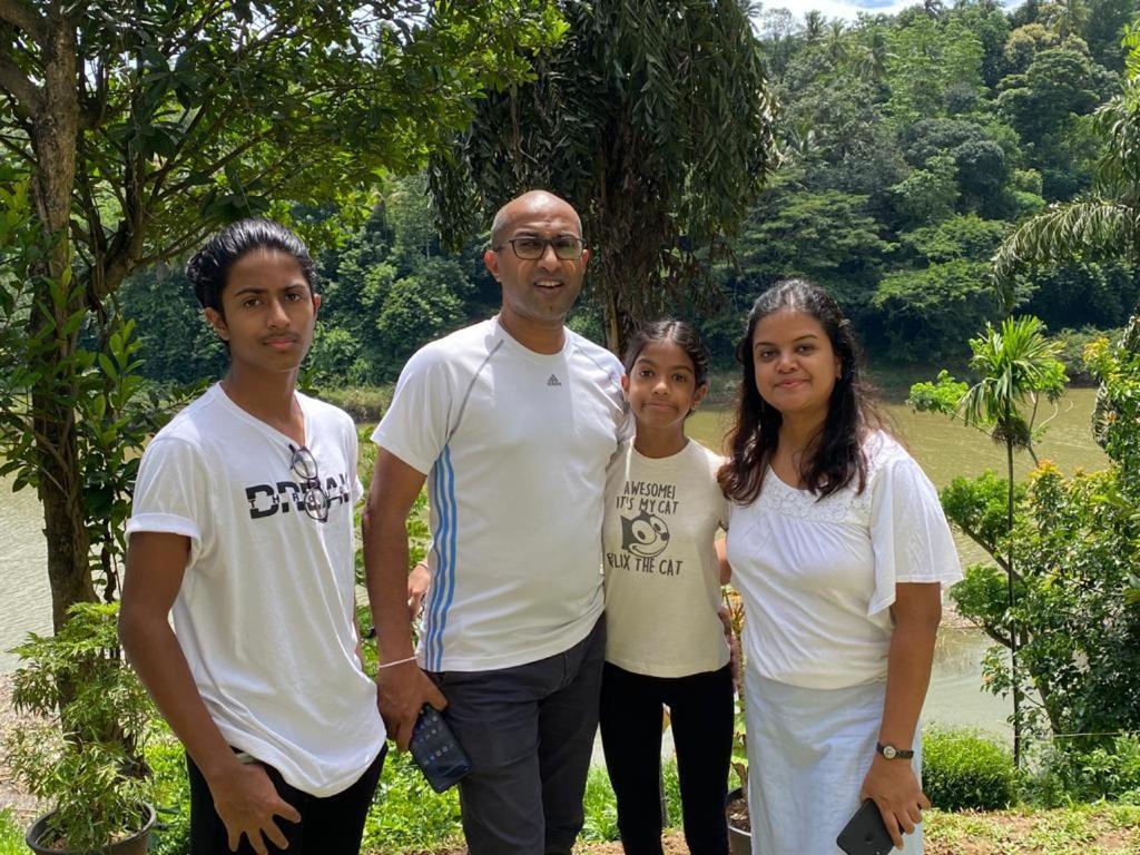 Kandy Rivers Edge Nature Resort Ngoại thất bức ảnh