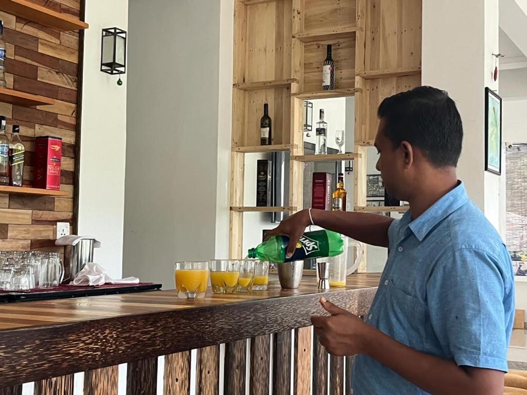 Kandy Rivers Edge Nature Resort Ngoại thất bức ảnh