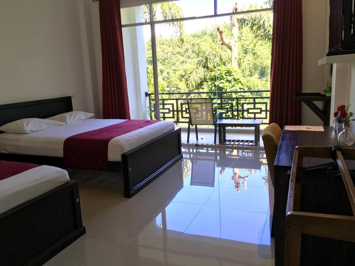 Kandy Rivers Edge Nature Resort Ngoại thất bức ảnh